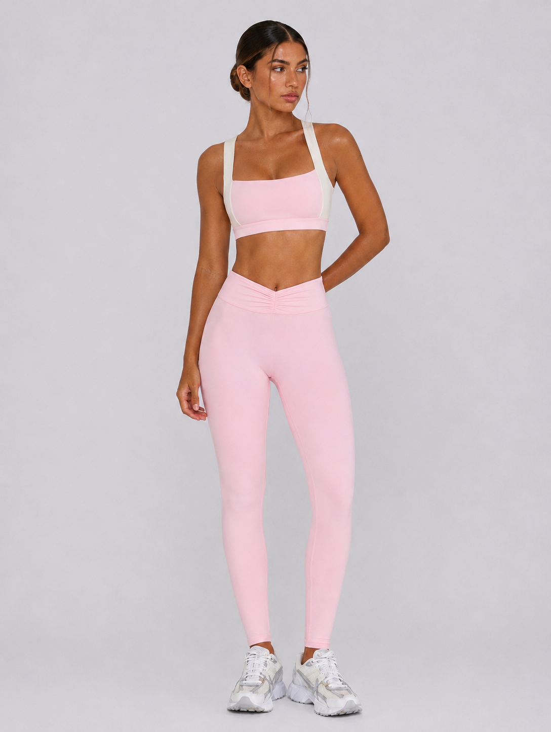 Form Contrast Sports Bra | Pink